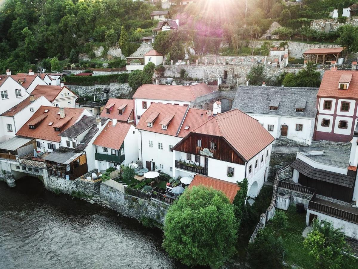 Domecek / Tiny House Lägenhet Český Krumlov Exteriör bild